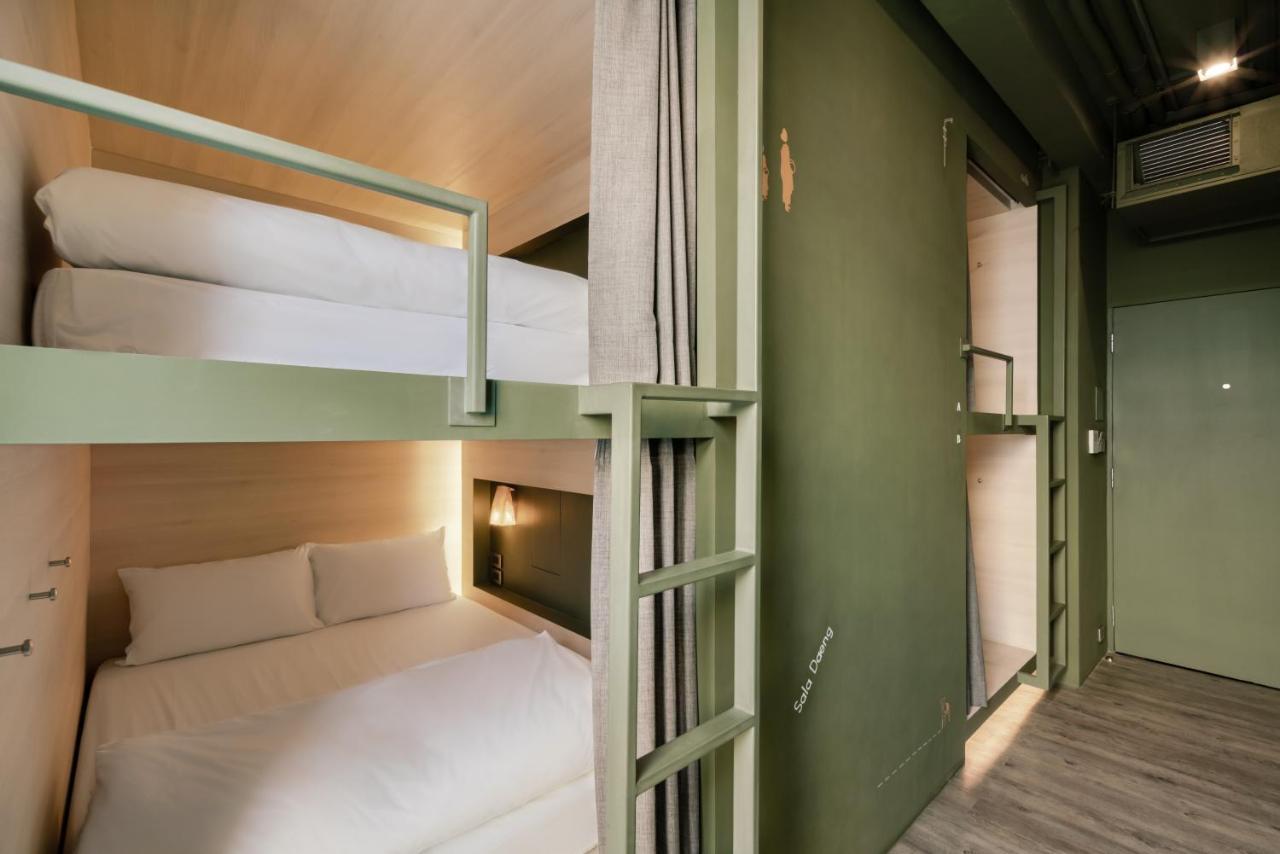 Speck Bangkok Vandrarhem Exteriör bild